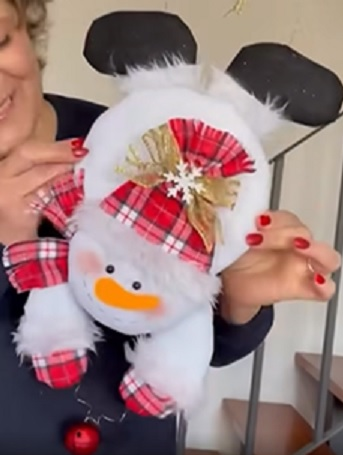 Snowman Door Hanger